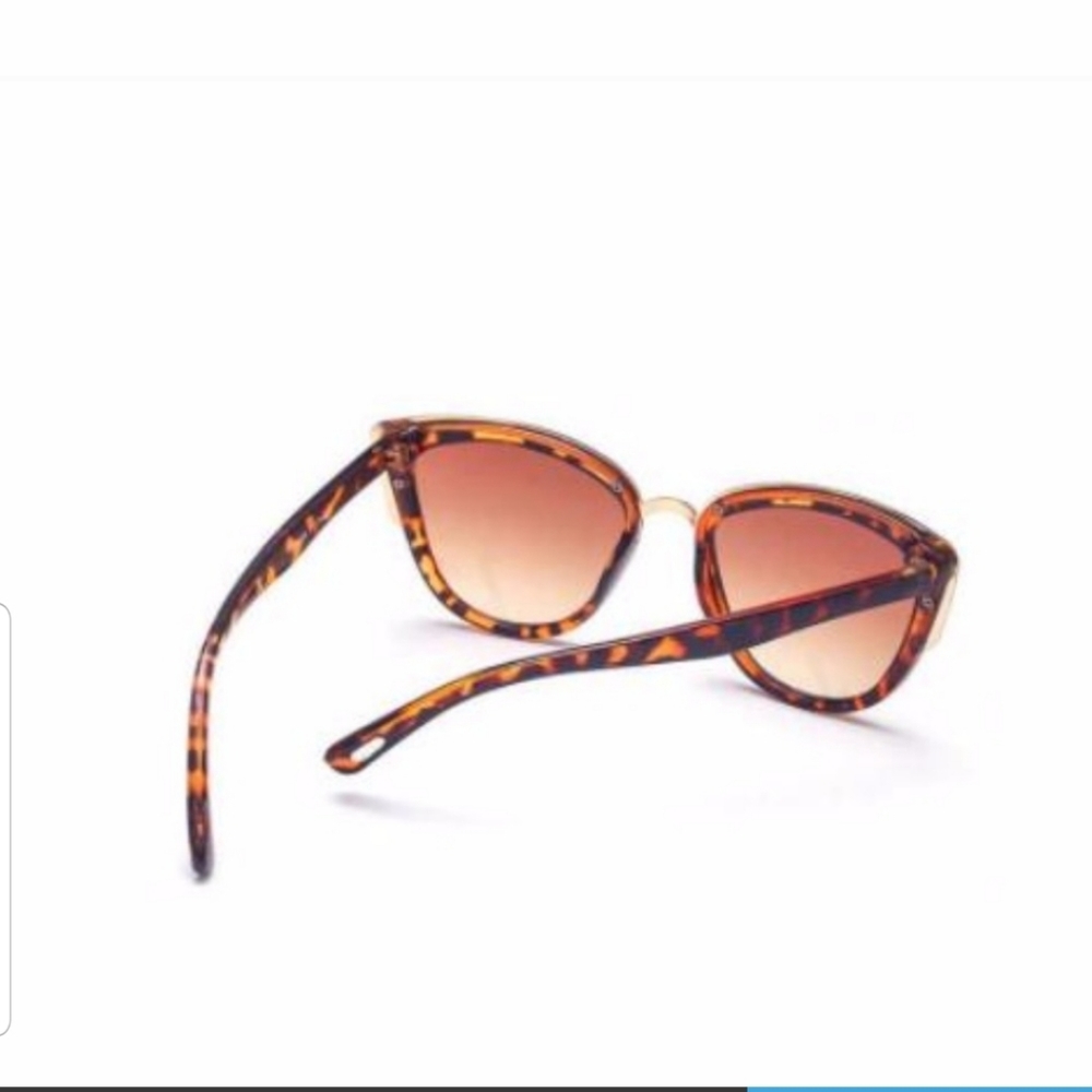 Sunglasses - Picture 4 of 6